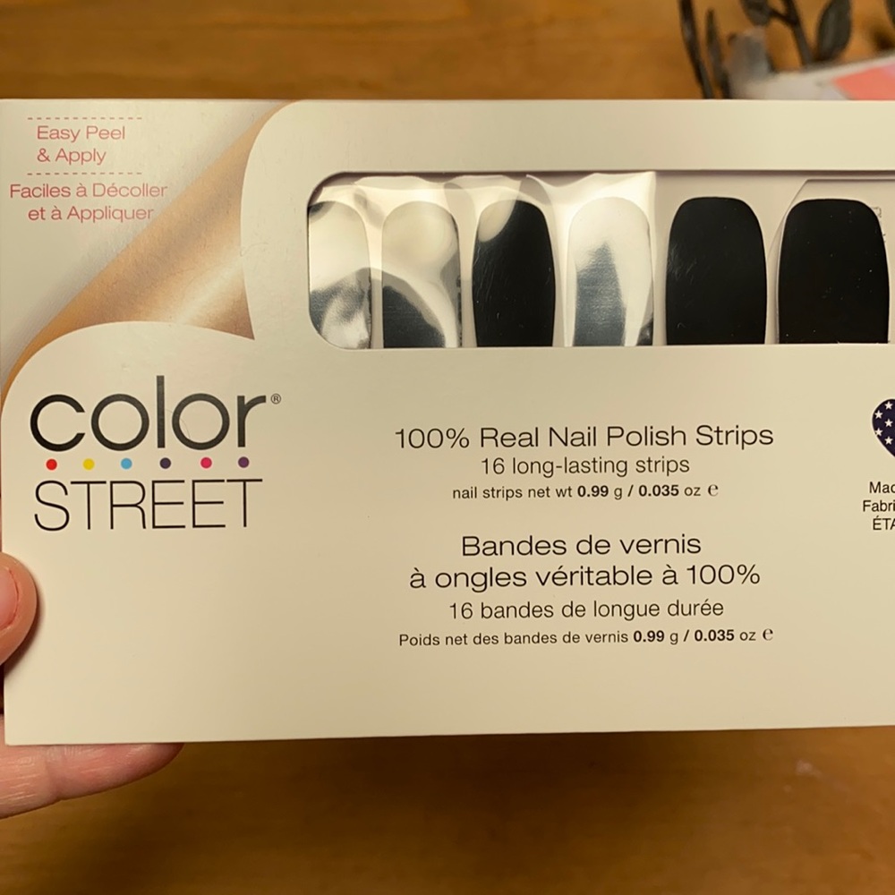 Color street